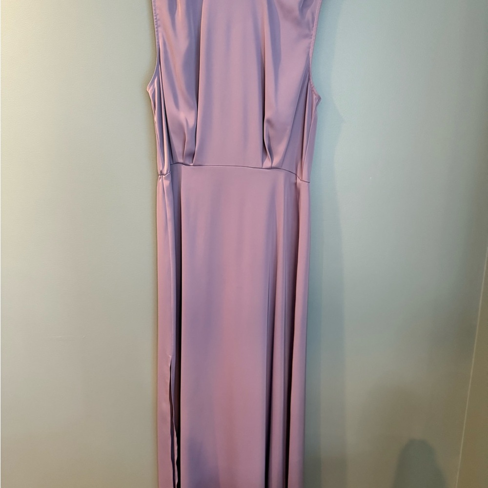 Elegant Lavender Sleeveless Dress